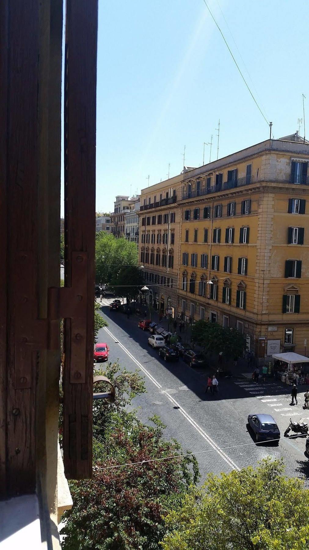 More Cola Di Rienzo B&B Rome Buitenkant foto